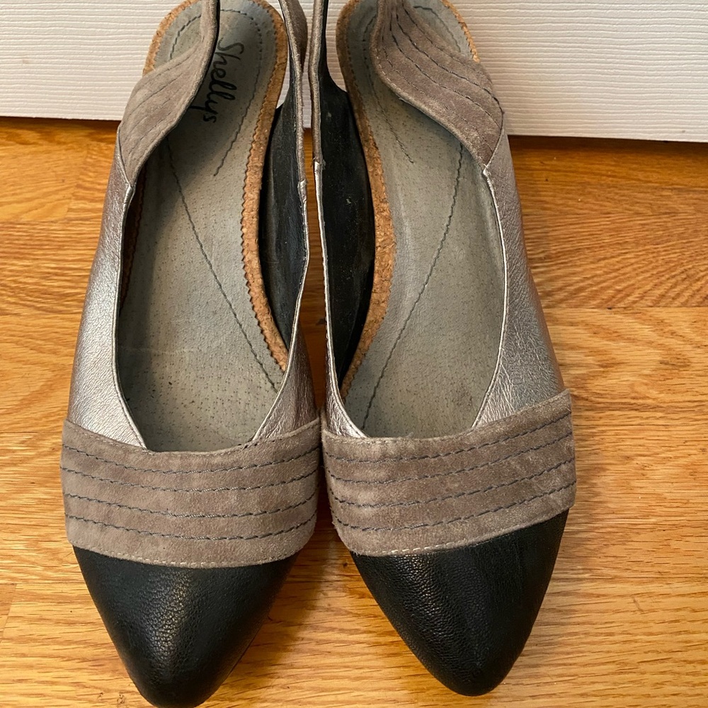 Shelly’s London Women's Black and Gray sling back heels